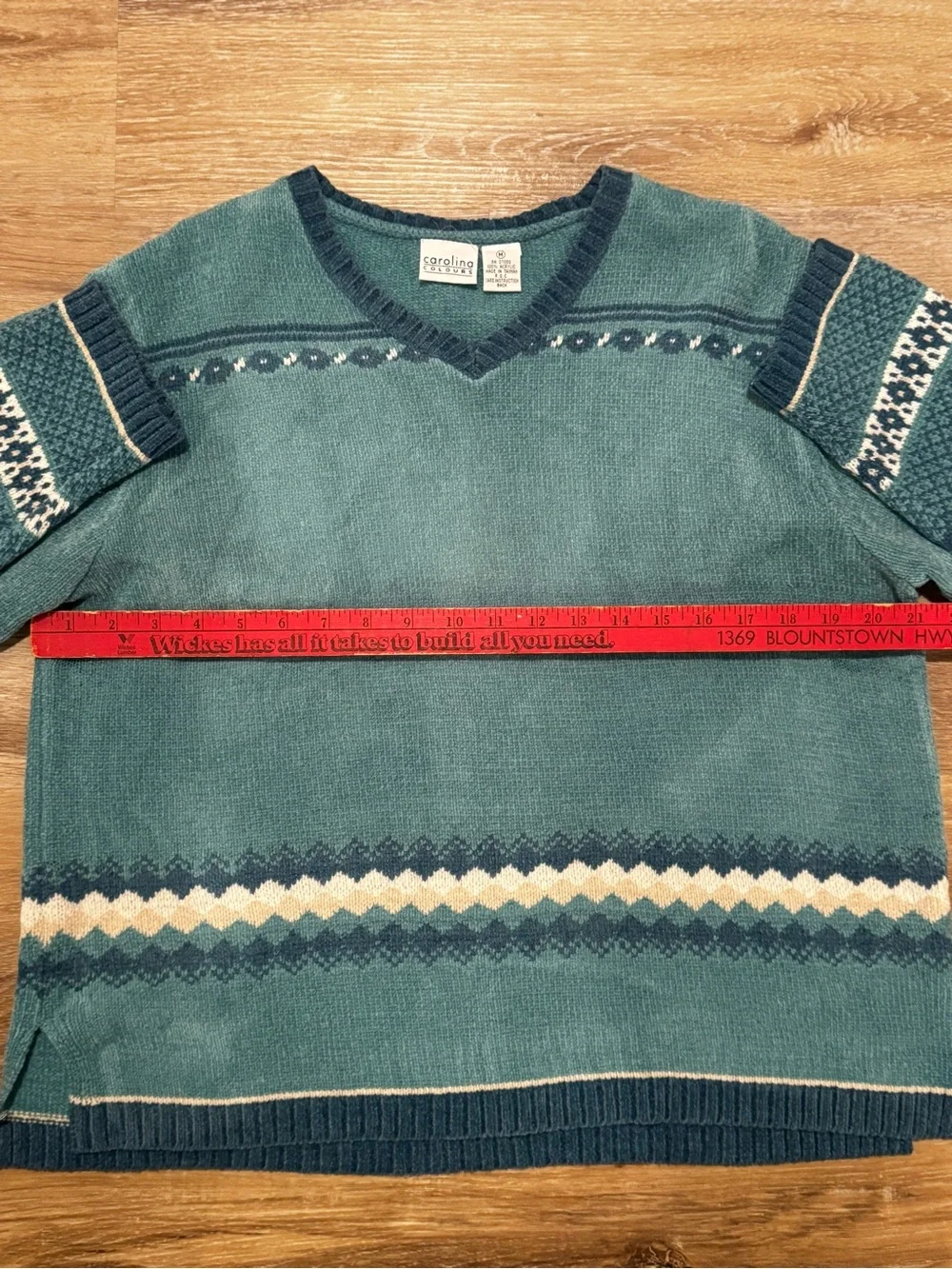 Vintage Carolina Colours Teal Patterned V-Neck Womens Sweater